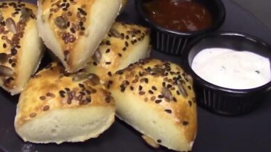 Pizza Bread Recipe with Spicy and Sesame